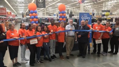 Ribbon Cutting for Wal-Mart Supercenter Online Grocery Celebration