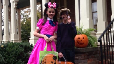 Trick or Treating at Oaklands Mansion