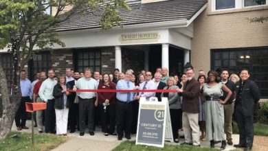 Ribbon Cutting for Century 21 Wright Realty