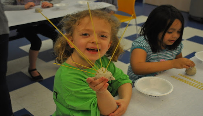 Winter Break Camp Discovery Center