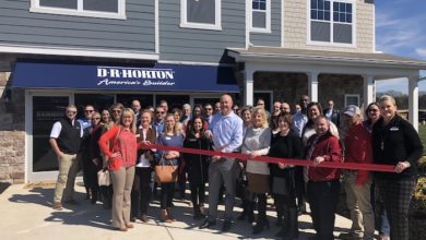 Ribbon cutting for Griffin Park Community