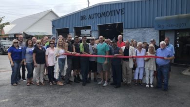 Ribbon Cutting for Dr. Automotive
