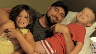Brad Robinson and children