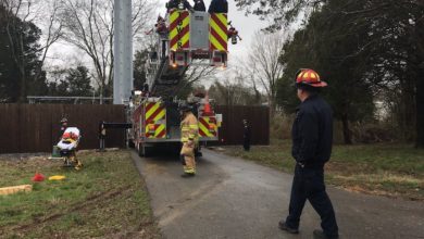 Man rescued on cell tower