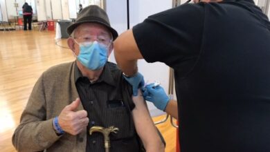 USAF Veteran Harold King receives the 10,000th vaccine at TVHS