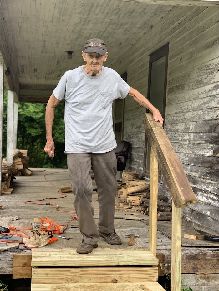 Sheriff's SCAN volunteers repair porch for senior citizen