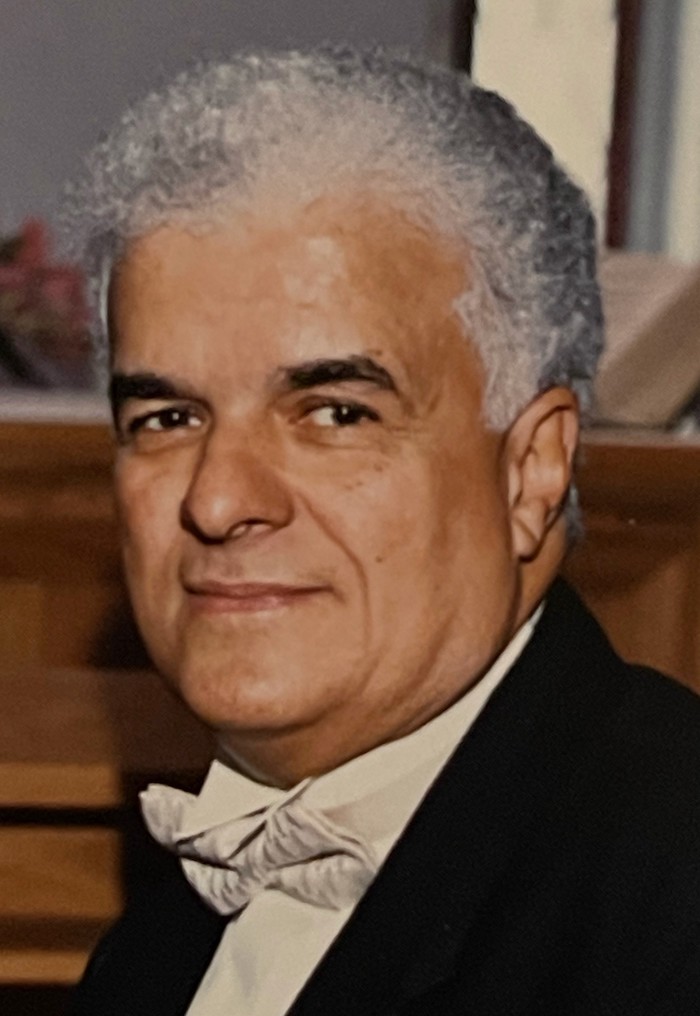 Michael Carlino