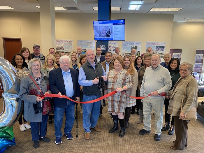 Ribbon Cutting for Stones River Consulting