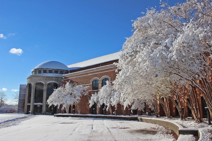 Murfreesboro City Hall Snow