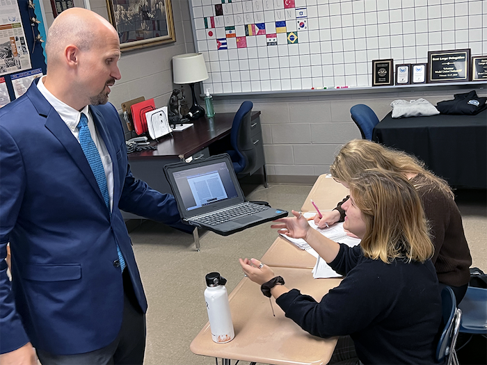 Siegel High Celebrates Capstone Program