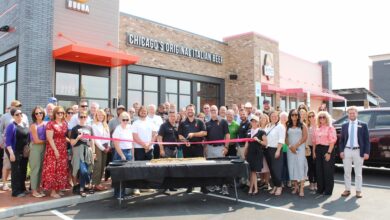 Buona Beef & Rainbow Cone Ribbon Cutting