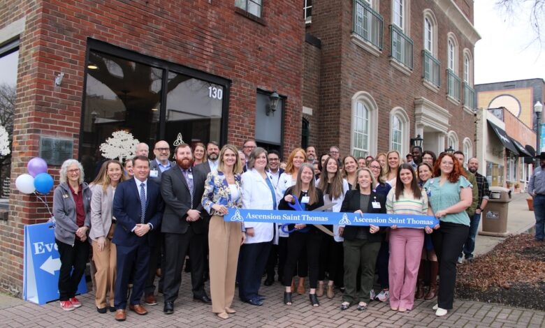 Ascension Saint Thomas Medical Partners Maple Street Ribbon Cutting